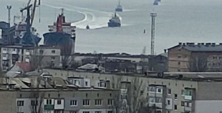 Rusia mengerahkan kapal