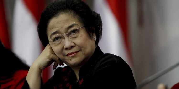 Sastrawan Politik: Megawati Terlihat Lemah, Ultimatum kepada Kadernya Tak Efektif