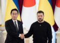 Perdana Menteri Jepang, Fumio Kishida dan Presiden Ukraina Volodymyr Zelensky (IST)